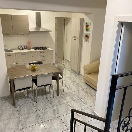 Ag Sweet Apartment レッジョ・ディ・カラブリア エクステリア 写真